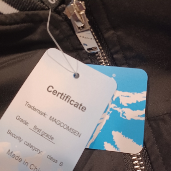 Outwear Men's Black Jacket SIZE LARGE - Picture 6 of 7